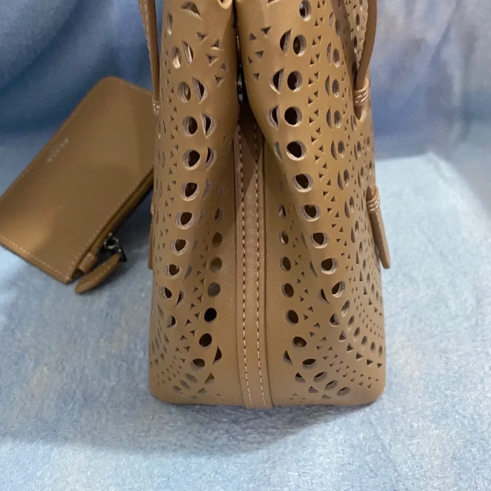 Alaïa Laser-Cut Scalloped Tote in Camel